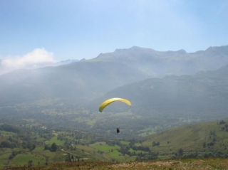  库拉杜克滑翔伞 